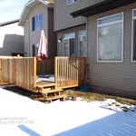 Maison de 2228 m² avec 3 chambre(s) en location à Edmonton