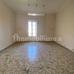 Rent 5 bedroom apartment of 200 m² in Messina