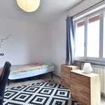 Rent a room of 140 m² in rome