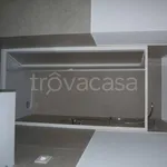 Rent 4 bedroom apartment of 100 m² in Padova