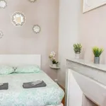 Rent 3 bedroom apartment of 49 m² in Marseille