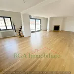 Rent 4 bedroom apartment of 238 m² in Bergamo