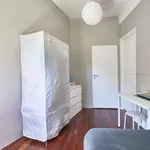 Rent a room in lisbon