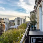 Appartement de 275 m² avec 9 chambre(s) en location à Paris