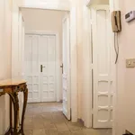 Rent 4 bedroom apartment in Rome