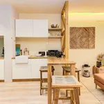 Rent 4 bedroom apartment of 75 m² in Lisbon