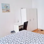 Rent 3 bedroom apartment of 70 m² in Berlin