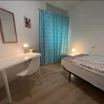 Rent 3 bedroom apartment in Granada