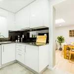 Rent 3 bedroom apartment of 153 m² in Espinho