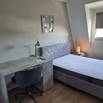 Rent 5 bedroom apartment of 96 m² in Reims