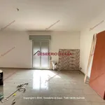 Affitto 3 camera appartamento di 104 m² in Lascari