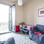 Rent a room of 110 m² in barcelona