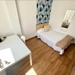 Rent 3 bedroom apartment in Seville