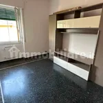 Rent 4 bedroom apartment of 90 m² in Genoa