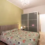 Rent 1 bedroom apartment of 50 m² in milan