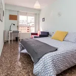 Rent 5 bedroom apartment in Valencia