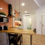 Rent 1 bedroom apartment of 59 m² in valencia