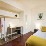 Rent 7 bedroom apartment in Lisbon