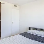 Appartement de 70 m² avec 4 chambre(s) en location à Avignon