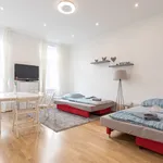 Miete 2 Schlafzimmer wohnung von 646 m² in Vienna