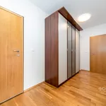 Pronajměte si 2 ložnic/e byt o rozloze 75 m² v Praha