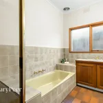 Rent 3 bedroom apartment in Malvern East