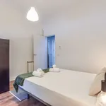 Alquilo 4 dormitorio apartamento de 840 m² en Madrid