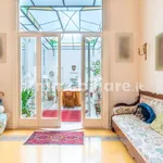 Rent 5 bedroom apartment of 323 m² in Bari