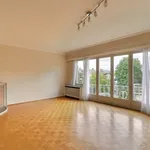 Rent 3 bedroom apartment of 145 m² in Ixelles - Elsene