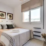 Rent a room of 220 m² in barcelona