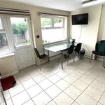 Rent 6 bedroom house in Swansea