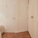 Rent a room in lisbon