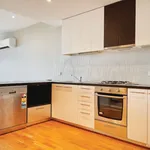 Rent 1 bedroom apartment in Port Melbourne