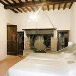 Rent 3 bedroom apartment of 109 m² in Assisi