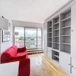 Rent 3 bedroom apartment of 70 m² in Neuilly-sur-Seine