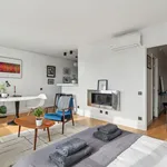 Studio de 377 m² à Paris