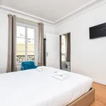 Appartement de 1200 m² avec 3 chambre(s) en location à Paris