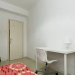 Rent 4 bedroom apartment in Granada