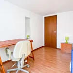 Rent a room in lisbon