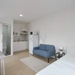 Apartamento T0 para Arrendar l Mobilado e equipado l Carcavelos