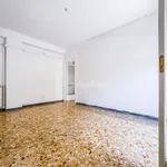 Affitto 3 camera appartamento di 88 m² in Naples