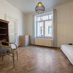 Rent 4 bedroom house in Liège