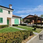 Rent 4 bedroom house of 172 m² in Bogogno