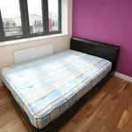 Rent 2 bedroom flat in  London