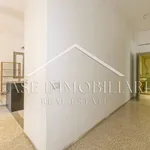 Rent 5 bedroom apartment of 181 m² in Rome