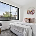 Rent 2 bedroom apartment in Footscray