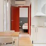 Rent 1 bedroom apartment in barcelona