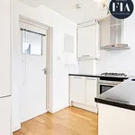 Rent 2 bedroom flat in Chiswick