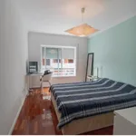 Rent 2 bedroom apartment in Porto