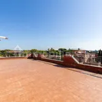 Rent 3 bedroom house of 94 m² in Rome